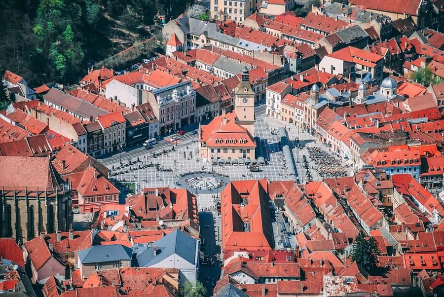 Bucharest: Peles Castle, Bran Castle & Brașov Day Tour - Brașov, the best place to slow down