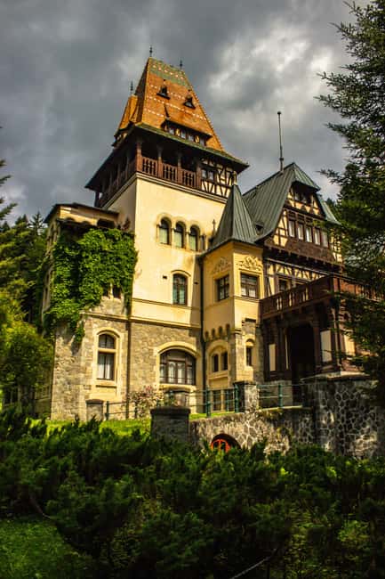 Bucharest: Peles Castle, Bran Castle & Brașov Day Tour - How to make the day easier