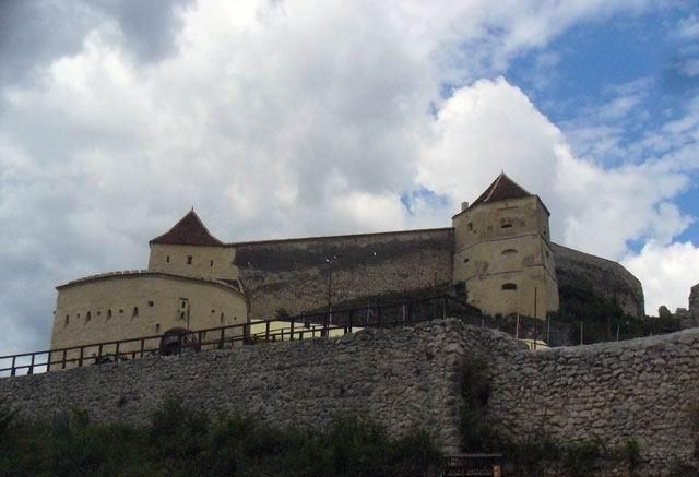 Bucharest: Peles Castle, Dracula's Castle and Brasov Tour - Why this Bucharest day trip works