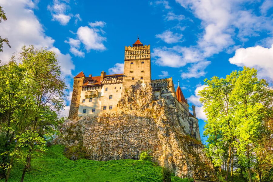 Bucharest: Peles & Dracula's Castle and Brasov Full-Day Trip - Leaving Bucharest from six central points