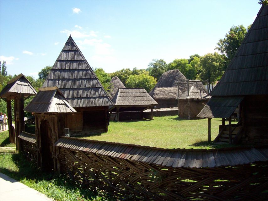 Bucharest: Private City Tour Guided Experience - What the guide adds to the experience