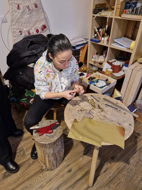 Bucharest: Real Roma Community - Crafting Workshop - Who will enjoy this most