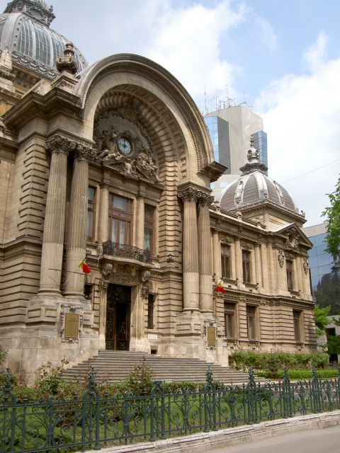 Bucharest Sightseeing Tour - The Arch of Triumph and Village Museum option