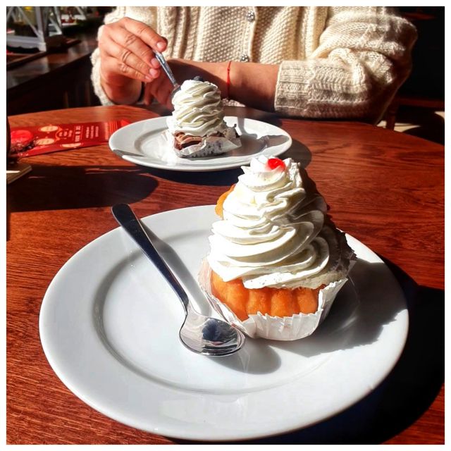Bucharest: Sweet Delights History and Desserts Walking Tour - A dessert tour that is really a city history lesson