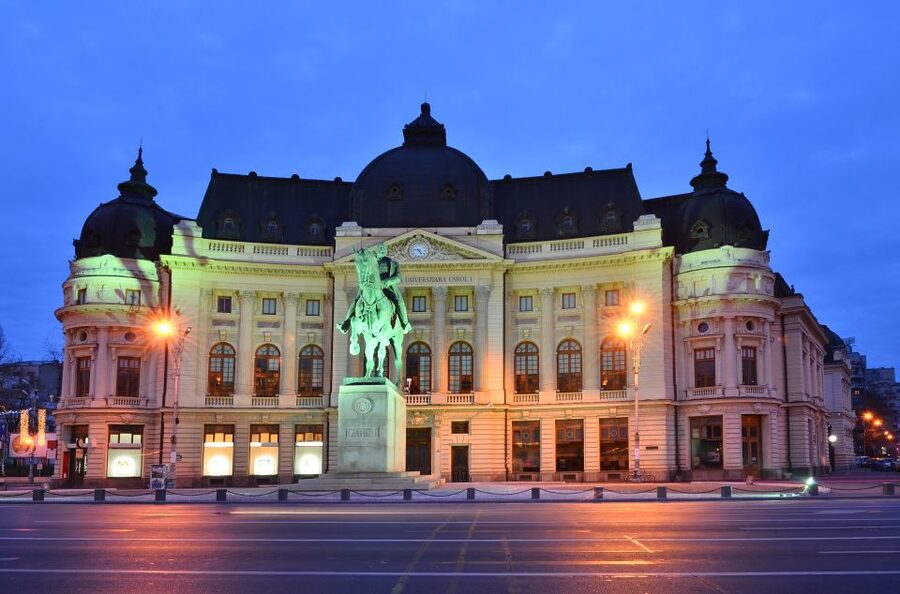 Bucharest: The Italian emigration in Romania - Guide quality and the importance of communication