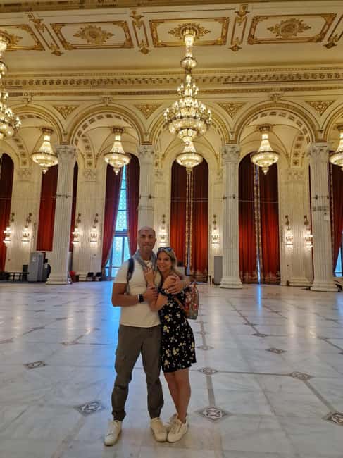 Bucharest: tour in the Parliament in Italian+exterior visit with guide - Who will get the most from this tour