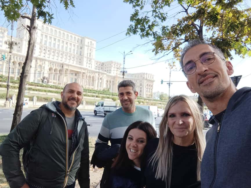 Bucharest: tour in the Parliament in Italian+exterior visit with guide - Starting at Caru cu bere on Stavropoleos Street