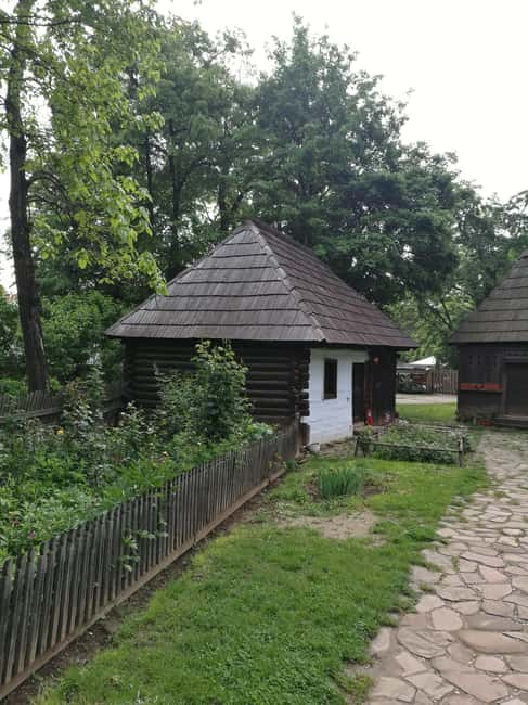 Bucharest: Village Museum Guided Tour - Why the buildings matter more than a standard museum display