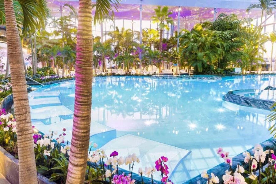 Bucuresti: Bucuresti Therme Transfer and Full-Day Access - Key points to know before booking