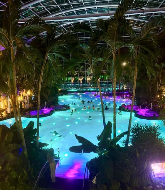 Bucuresti: Bucuresti Therme Transfer and Full-Day Access - Who should book this Therme day?