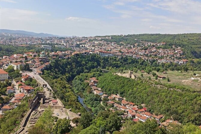 Buzludzha Monument and Tsarevets Fortress in Bulgaria Private - Crossing the Danube and entering Bulgaria