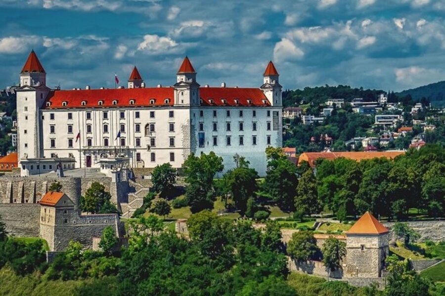 Cluj : Private Walking Tour with A Guide ( Private Tour ) - Key points at a glance