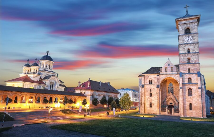Cluj: Turda Salt Mine, Corvin Castle, Alba Carolina Tour - What the long day feels like