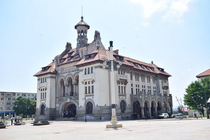 Constanta and the Black Sea Coast - Private Tour from Bucharest - Making room for the beach