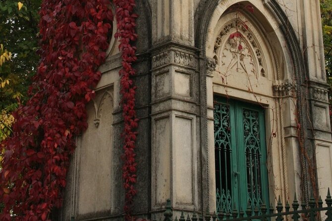 Darkside Tour of Bucharest - small group - Who should take this tour?