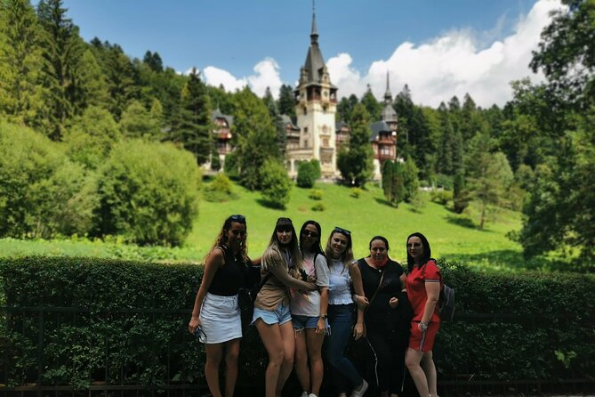 Day trip from Bucharest to Brasov, Peles & Dracula's Castle - Leaving Bucharest before the roads fill