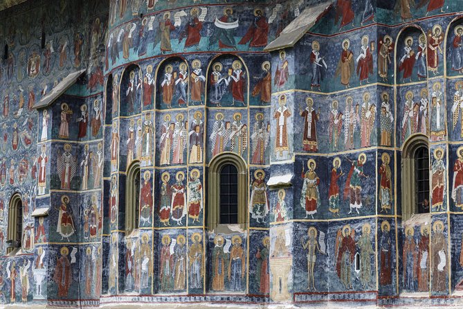 Day trip from Iasi to the UNESCO Painted Monasteries in Bucovina - The long road from Iasi