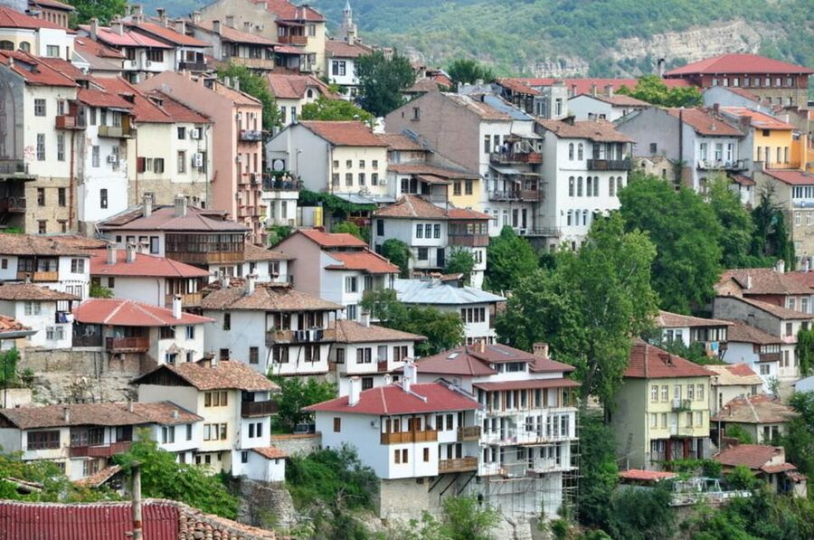 Day Trip to Bulgaria and Veliko Tarnovo from Bucharest - Who should book this day trip?