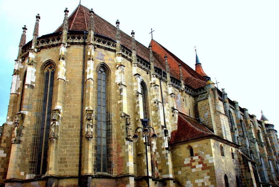 Discover Transylvania: Peles, Bran, Sighisoara in 2 days - Bran Castle and the Dracula question