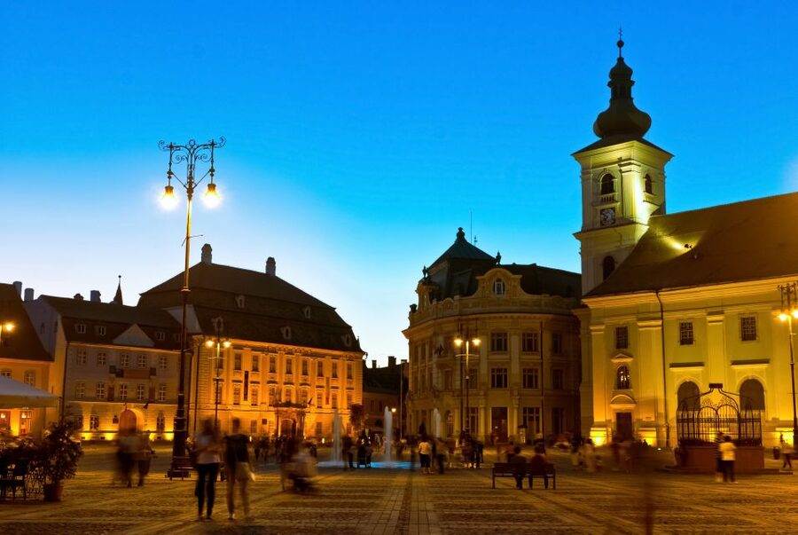 Discover Transylvania: Peles, Bran, Sighisoara in 2 days - Brasov after lunch