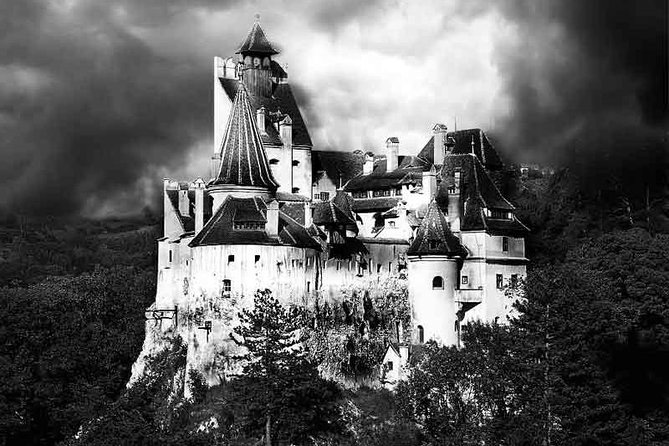 Dracula's Castle, Peles Castle and old town Brasov from Bucharest - Practical ways to make the day better