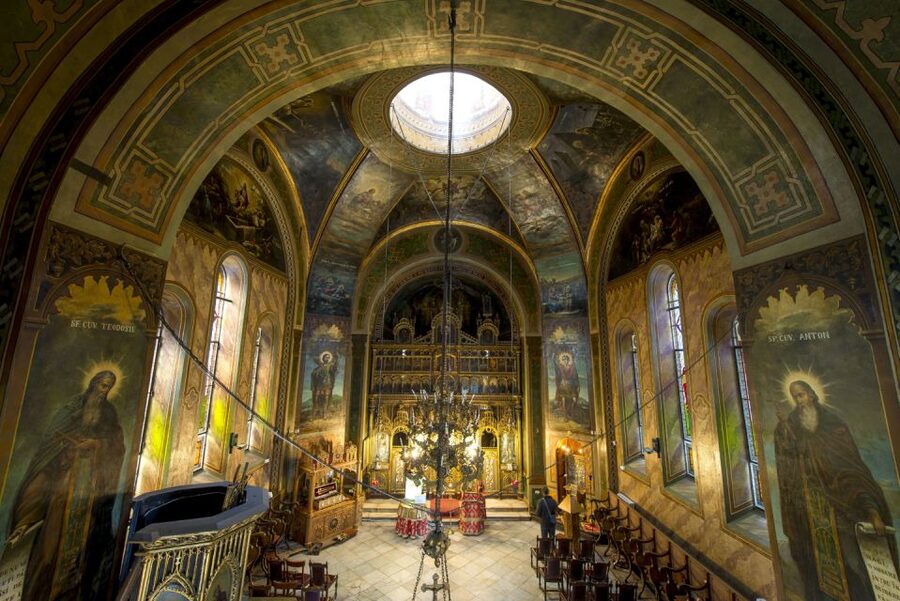 Eastern Orthodox Church Art in Bucharest - Key points to know before you book