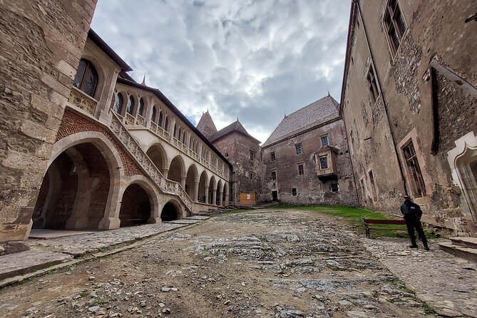Exclusive Tour: Corvin Castle, Alba Iulia and traditional villages from Sibiu - Why this Sibiu day trip works