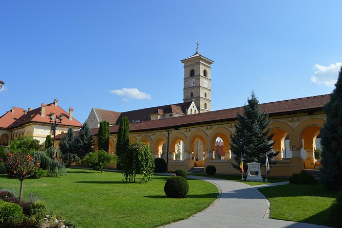 Exclusive Tour: Corvin Castle, Alba Iulia and traditional villages from Sibiu - Alba Iulia’s citadel, from Roman ruins to royal churches