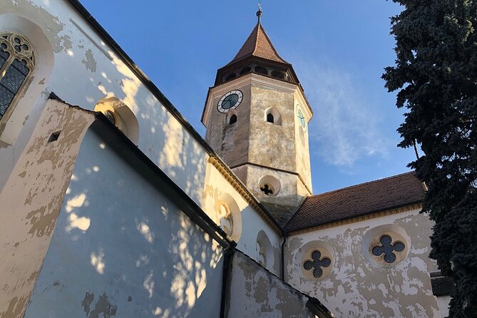 Experience the History of Bran Castle and Saxon Fortifications in Burzenland - What the small vehicle changes