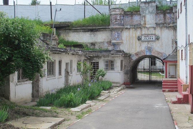 Exploring a Former Communist Prison - Revolution Square and the memory of 1989