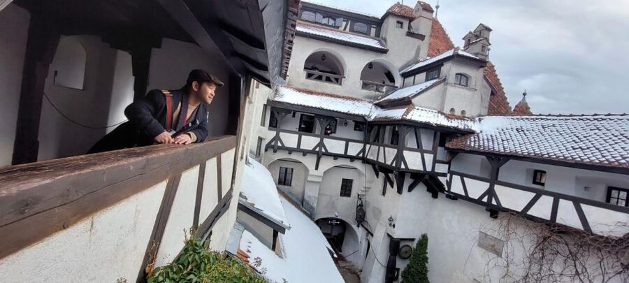 From Brasov 3 castles : Peles , Bran , Cantacuzino - What the Mercedes van adds to the day