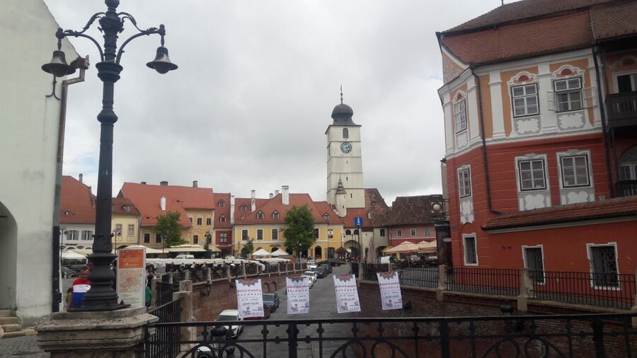 From Brasov: Corvin Castle and Sibiu (Optional Sighisoara) - Who should book this experience?