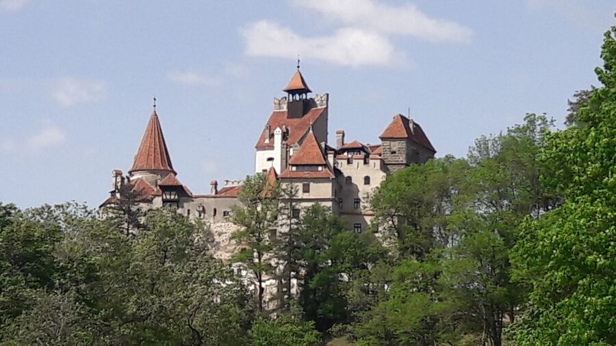 From Brasov: Peles Castle, Bran Castle & Cantacuzino Castle - Three castles from Brașov in one long day