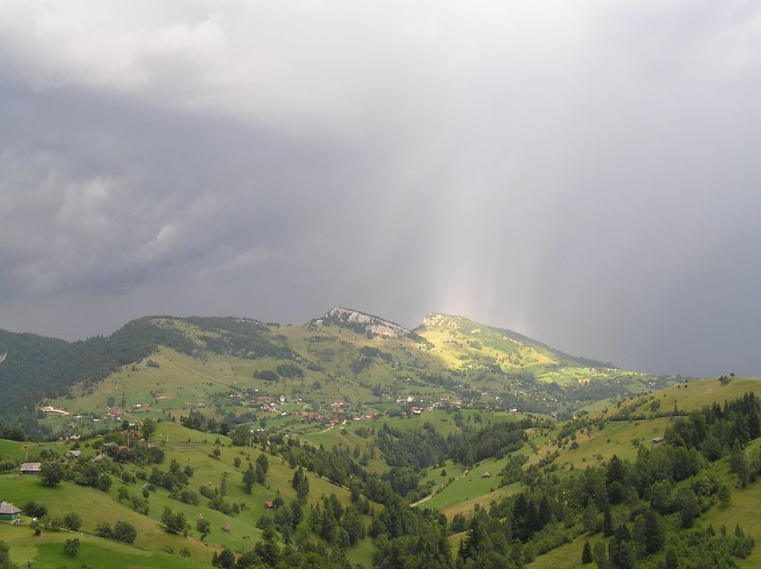 From Brasov: Romanian Mountain Villages Day Tour - The return to Brasov and possible Bran Castle view