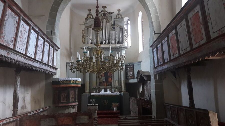 From Brasov: Sighisoara, Viscri, and Rupea Unesco Day Trip - Viscri and its white fortified church