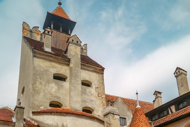 From Brasov: Small-group tour Bran, Rasnov, and Peles Castles - Râșnov Fortress: know what you will actually see
