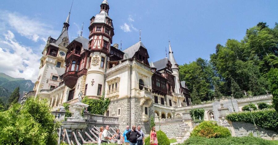 From Bucharest: Brasov Peles & Dracula's Castle Day Tour - Brasov’s old streets and a useful lunch break