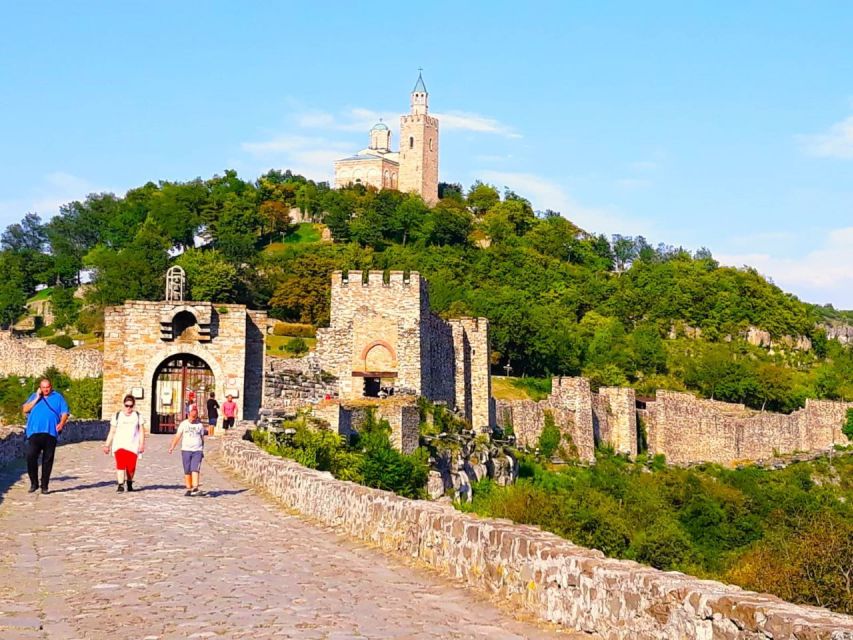From Bucharest: Day Trip to Medieval Marvels of Bulgaria - Tsarevets Fortress and the medieval capital