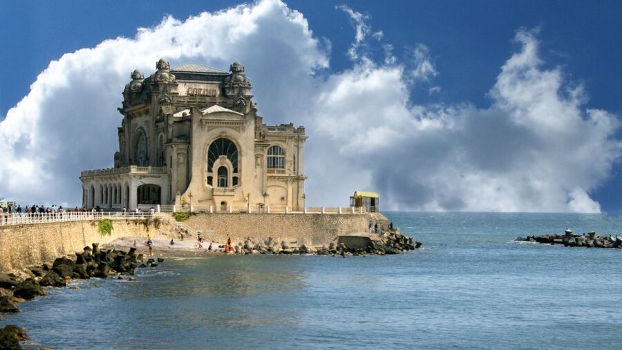 From Bucharest: Full-Day History, Sun & Fun at the Black Sea - The early drive through Dobrogea