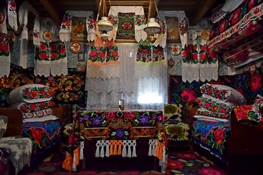 From Cluj-Napoca: Maramures Day Tour - Desesti or Budesti: The Second UNESCO Stop