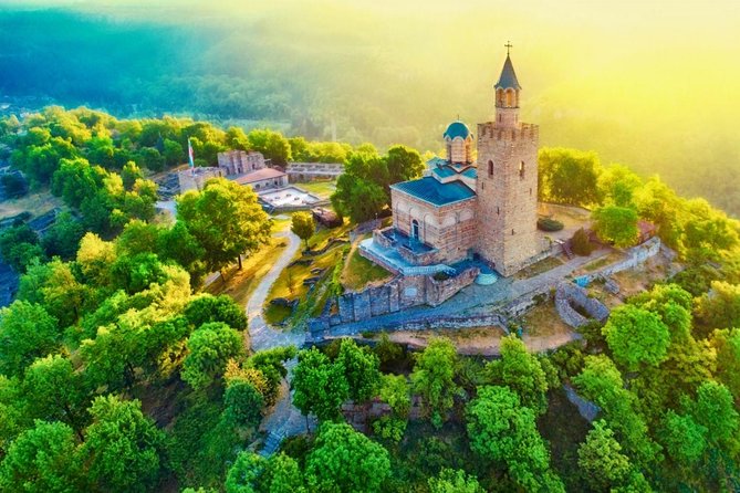 Full Day Trip to Bulgaria from Bucharest - Leaving Bucharest through its grandest squares