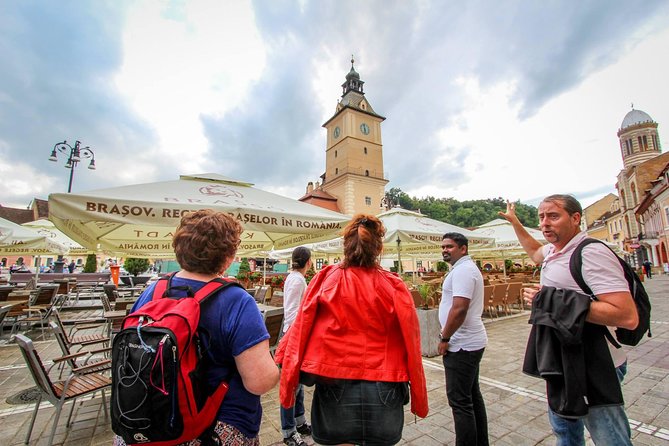 Guided visit in Spanish to the medieval center of Brasov (native Spanish guide). - The Black Church and a useful evening tip
