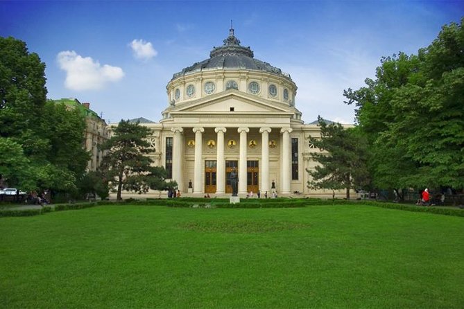 Half Day Bucharest Sightseeing Tour - Wooden houses and village life at the Village Museum