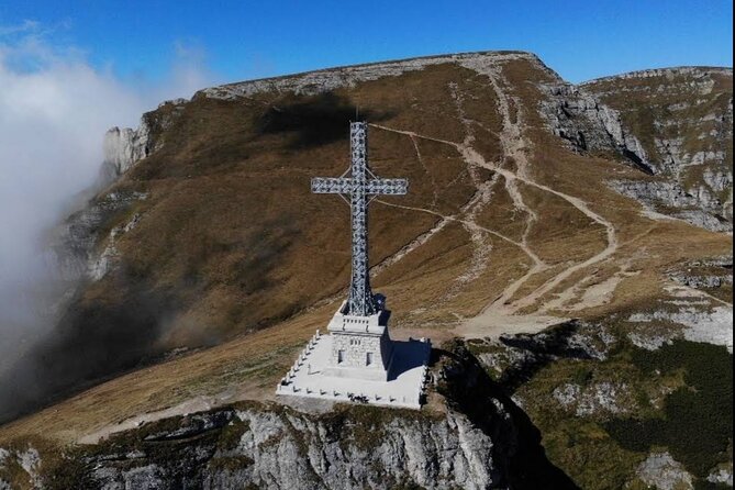 Hiking in Bucegi Mountains in the Carpathians, Private tour - The private ride from Bucharest