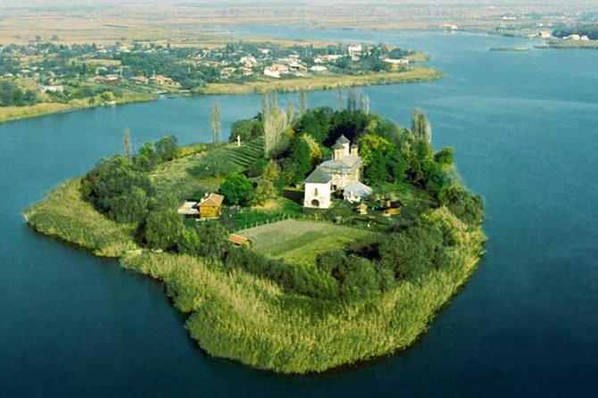 Mogosoaia Palace & Snagov Monastery: Private tour from Bucharest - Booking advice for Mogosoaia and Snagov
