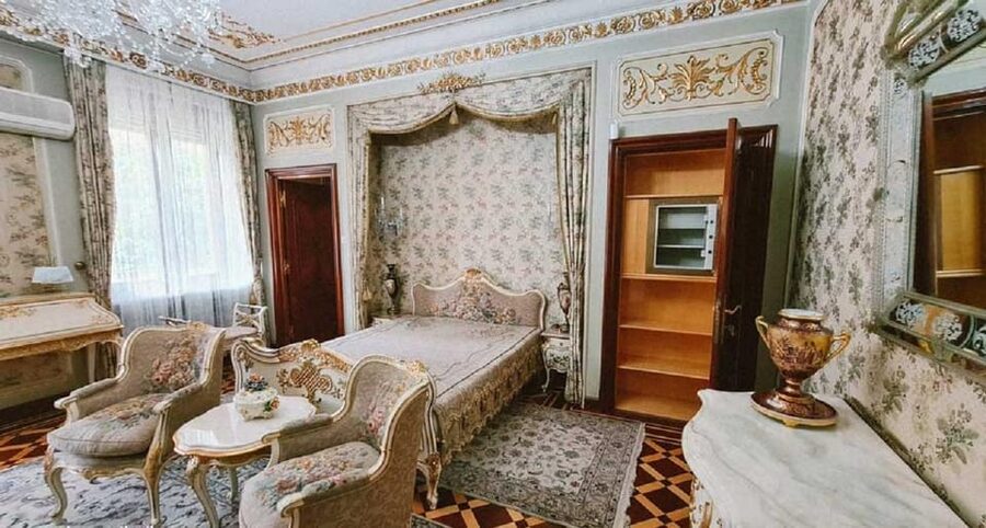 Palace of the Parliament, Village Museum & Ceaușescu Mansion - Is $45 a Good Value?