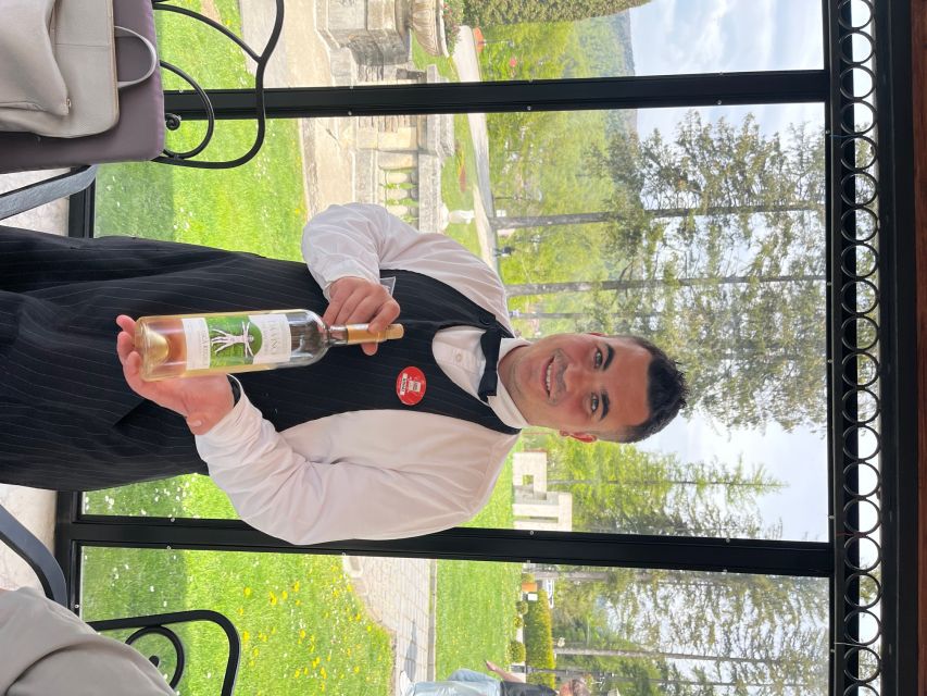 Peles & Cantacuzino Castles: Gourmet Wine & Cultural trip - Why the small group and private car matter