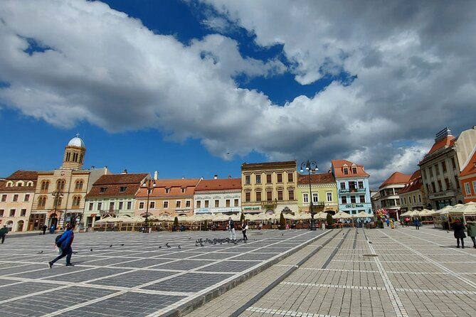 Peles Castle, Dracula Castle and Brasov old town - private tour from Bucharest - Bran Castle and the Dracula connection