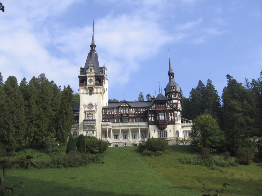 Peles, Dracula's Castles & Brasov: Private Day Trip & Pickup - Crossing into Transylvania on the road to Bran
