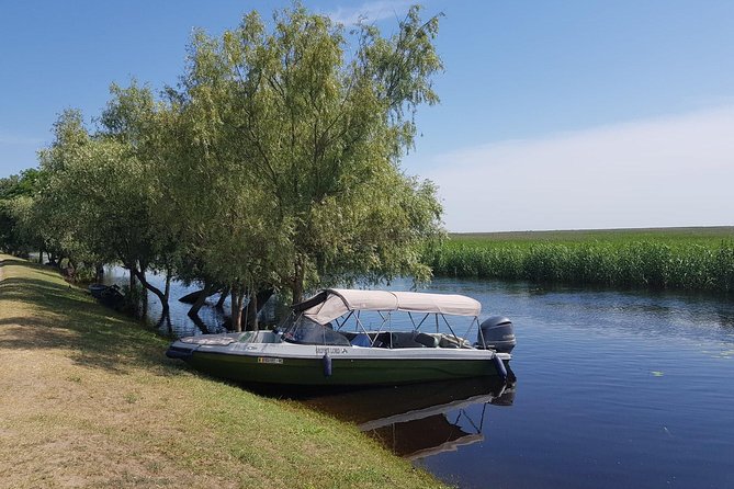 PRIVATE 4-5h speedboat tour to the village Mila23 - Why Mila 23 makes this trip worthwhile